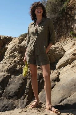 Velvet By Graham & Spencer Womens TAMMY DRAWSTRING LINEN SHORT