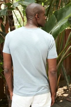 Velvet By Graham & Spencer Mens CHAD RAW EDGE COTTON SLUB POCKET TEE