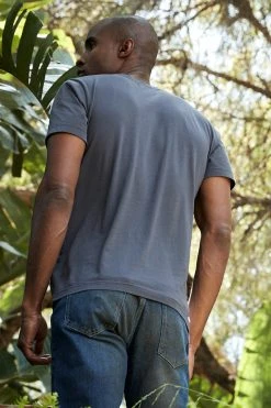 Velvet By Graham & Spencer HOWARD WHISPER CLASSIC CREW NECK TEE