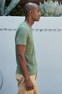 Velvet By Graham & Spencer HOWARD WHISPER CLASSIC CREW NECK TEE