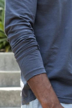 Velvet By Graham & Spencer SKEETER WHISPER CLASSIC CREW NECK TEE