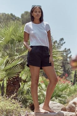 Velvet By Graham & Spencer CASEY CREW NECK TEE