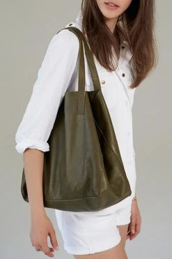 Velvet By Graham & Spencer CLOVER LEATHER TOTE