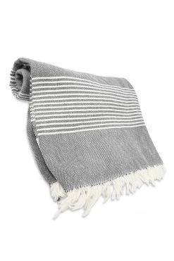 Velvet By Graham & Spencer BEACH THROW Womens