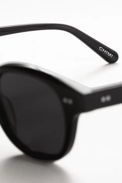 01 SUNGLASSES BY CHIMI Womens