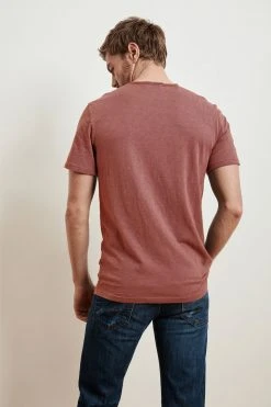 Velvet By Graham & Spencer Mens CHAD RAW EDGE COTTON SLUB POCKET TEE