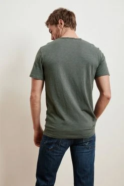 Velvet By Graham & Spencer Mens CHAD RAW EDGE COTTON SLUB POCKET TEE