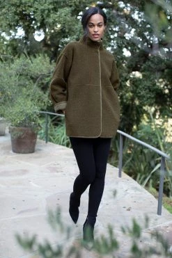 Velvet By Graham & Spencer Womens ALBANY REVERSIBLE LUX SHERPA COAT