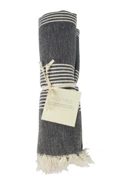 Velvet By Graham & Spencer BEACH THROW Womens