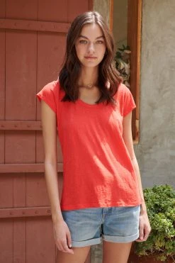 Velvet By Graham & Spencer KIRA ORIGINAL SLUB SCOOP NECK TEE Womens