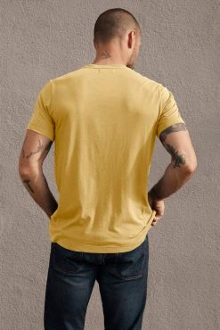 Velvet By Graham & Spencer SAMSEN WHISPER CLASSIC V-NECK TEE Mens