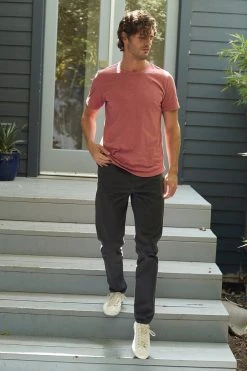 Velvet By Graham & Spencer Mens AMARO CREW NECK SLUB TEE