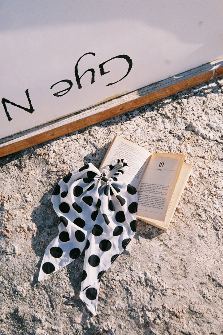 Atelier Femmes SCRUNCHIE SCARF BY ATELIER DE FEMMES 2 Atelier Femmes SCRUNCHIE SCARF BY ATELIER DE FEMMES