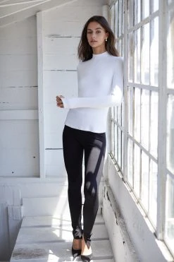 Velvet By Graham & Spencer Womens ARIELLA MOCK NECK TOP