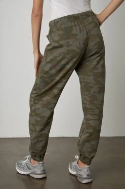 Velvet By Graham & Spencer SKYE CAMO SWEATPANT 8 Velvet By Graham & Spencer SKYE CAMO SWEATPANT