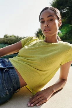 Velvet By Graham & Spencer CASEY CREW NECK TEE