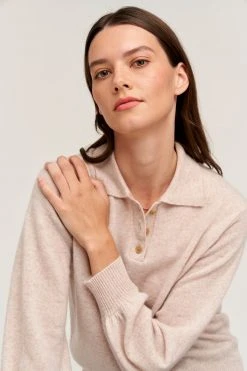 Velvet By Graham & Spencer Womens ASHLEY CASHMERE SWEATER