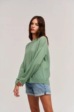 Velvet By Graham & Spencer Womens BRYNNE CASHMERE CREW NECK SWEATER