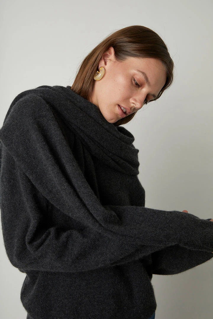 Velvet By Graham & Spencer Womens MEL CASHMERE SCARF 6 Velvet By Graham & Spencer Womens MEL CASHMERE SCARF