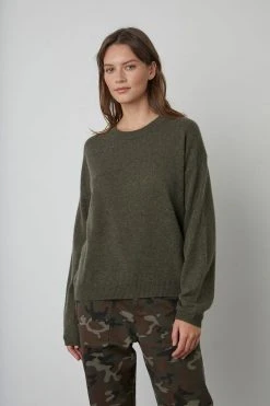 Velvet By Graham & Spencer BRYNNE CASHMERE CREW NECK SWEATER
