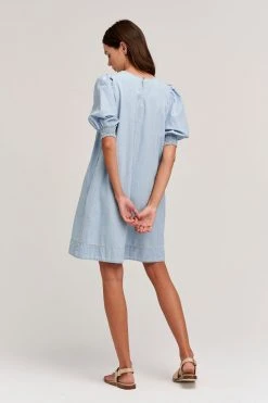 Velvet By Graham & Spencer NAOMI CHAMBRAY SHIFT DRESS