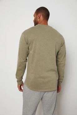 Velvet By Graham & Spencer ROACH CREW NECK TEE Mens