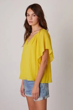 Velvet By Graham & Spencer ASHLYN COTTON GAUZE BLOUSE Womens