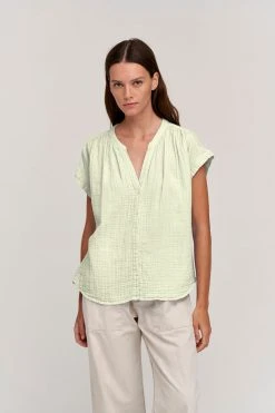 Velvet By Graham & Spencer Womens PAMELA COTTON GAUZE BUTTON-UP TOP