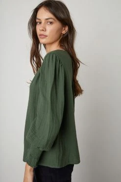 Velvet By Graham & Spencer Womens RYLEE COTTON GAUZE BLOUSE