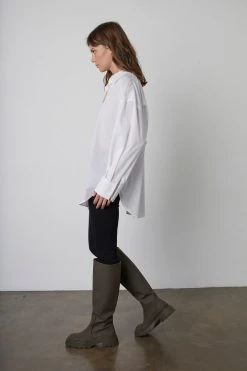Velvet By Graham & Spencer RACHEL OVERSIZED BUTTON-UP SHIRT Womens