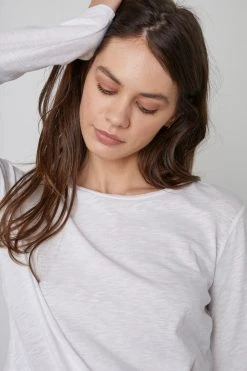 Velvet By Graham & Spencer BEATRICE FRONT TWIST TEE