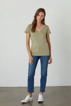 Velvet By Graham & Spencer Womens LILITH COTTON SLUB V-NECK TEE