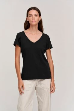Velvet By Graham & Spencer Womens LILITH COTTON SLUB V-NECK TEE