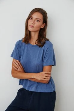 Velvet By Graham & Spencer LULA COTTON SLUB SWING TEE Womens