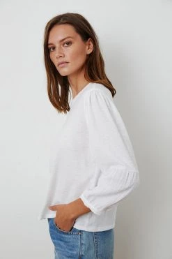 Velvet By Graham & Spencer Womens MARIEL PUFF SLEEVE TEE