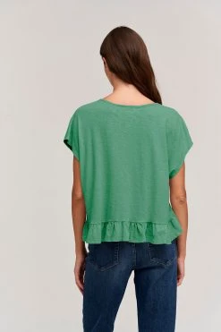 Velvet By Graham & Spencer Womens RHYE V-NECK TEE