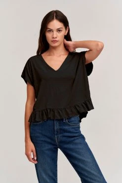 Velvet By Graham & Spencer Womens RHYE V-NECK TEE