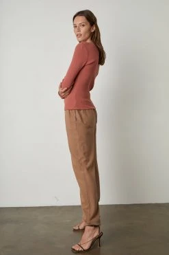 Velvet By Graham & Spencer Womens HILARY COTTON THERMAL HENLEY