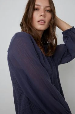 Velvet By Graham & Spencer MARILYN COTTON GAUZE PEASANT BLOUSE