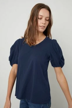 Velvet By Graham & Spencer Womens KIERA PUFF SLEEVE TEE