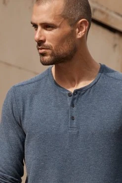 Velvet By Graham & Spencer FAUST MARLED COZY JERSEY HENLEY Mens