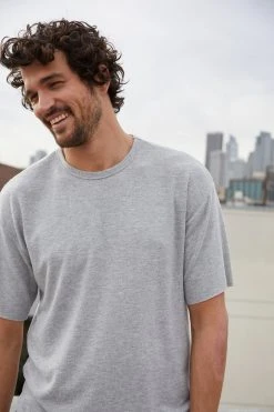 Velvet By Graham & Spencer NEWALL CREW NECK SHIRT Mens