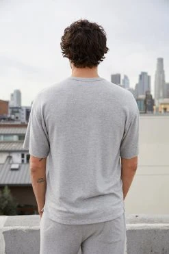 Velvet By Graham & Spencer NEWALL CREW NECK SHIRT Mens