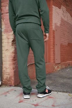 Velvet By Graham & Spencer CAR DRAWSTRING JOGGER Mens 8 Velvet By Graham & Spencer CAR DRAWSTRING JOGGER Mens