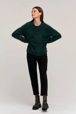 Velvet By Graham & Spencer Womens RAY CREW NECK SWEATER