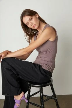 Velvet By Graham & Spencer Womens ESTINA GAUZY WHISPER FITTED TANK TOP