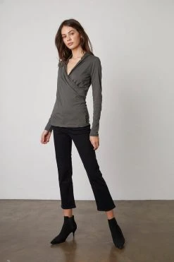 Velvet By Graham & Spencer MERI WRAP FRONT FITTED TOP