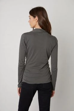 Velvet By Graham & Spencer MERI WRAP FRONT FITTED TOP