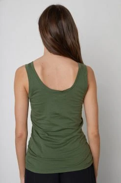 Velvet By Graham & Spencer MOSSY GAUZY WHISPER FITTED TANK