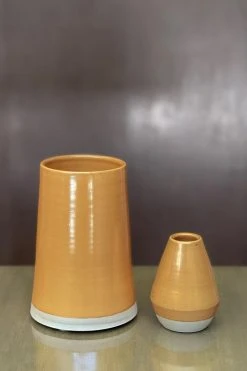 Jenny Graham Home Womens CERAMIC BUD VASE